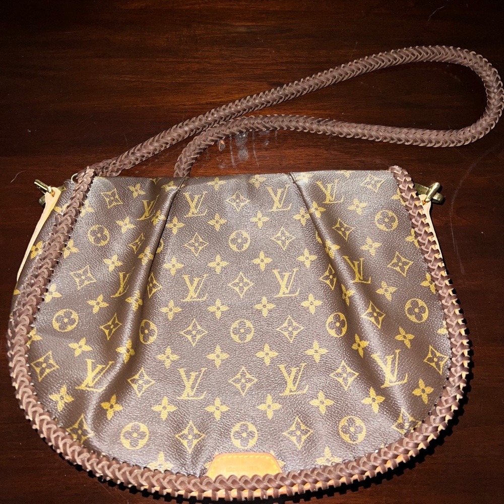 Louis Vuitton vintage purse